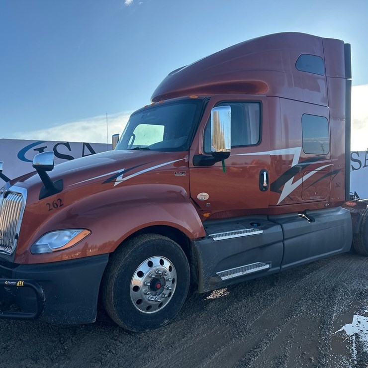 2019 INTERNATIONAL LT