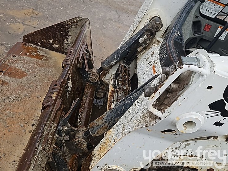 2017-bobcat-t650-image-14