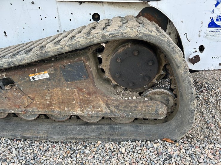 bobcat-t300-image-16