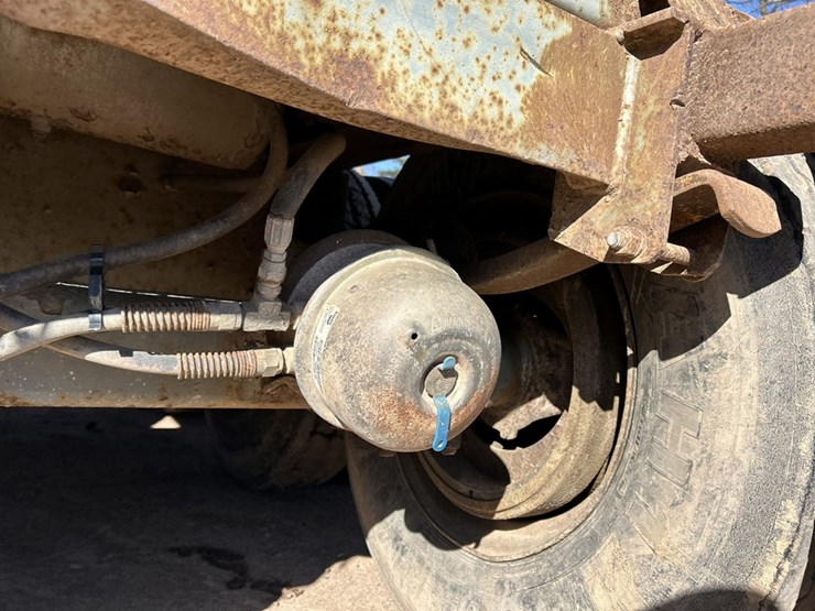 axle-end-dump-image-17