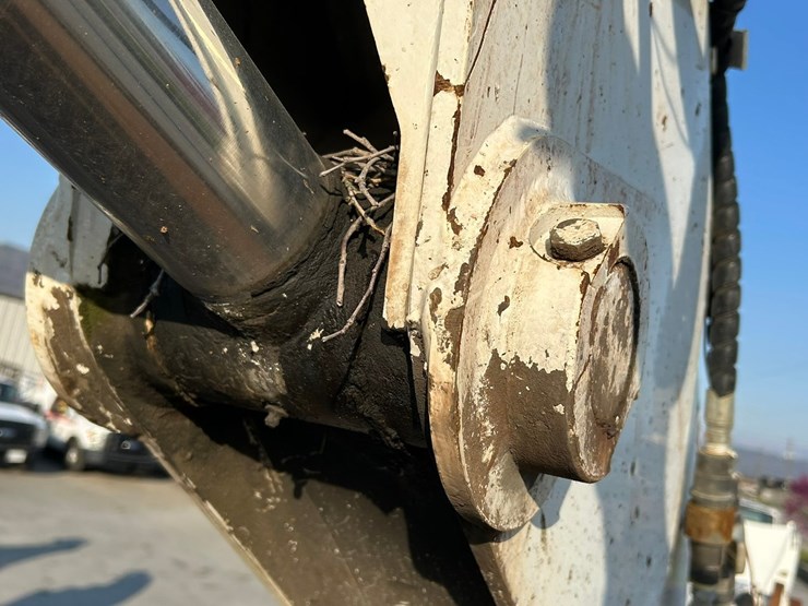 peterbilt-365-image-54