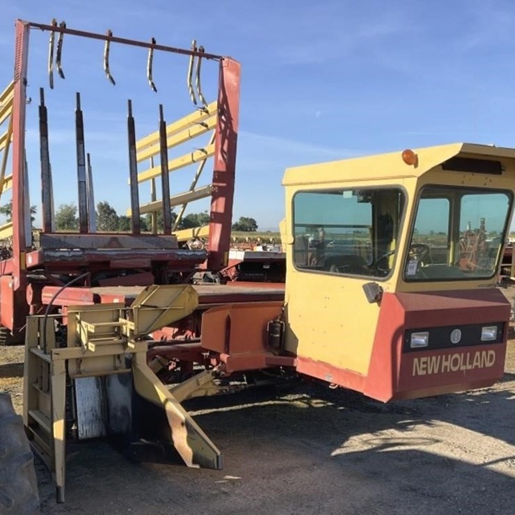 NEW HOLLAND 1095