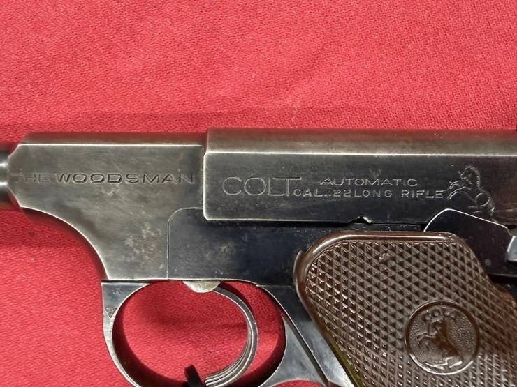 colt-the-woodsman-.22-lr-pistol-image-3