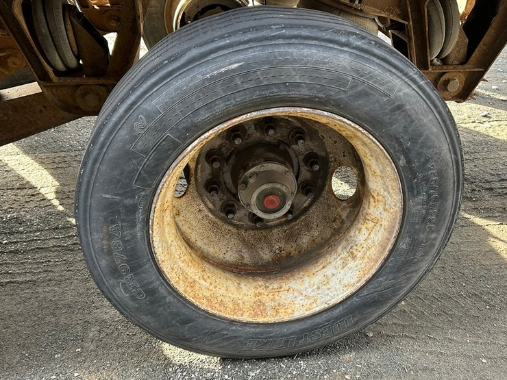 1995-axle-end-dump-image-57