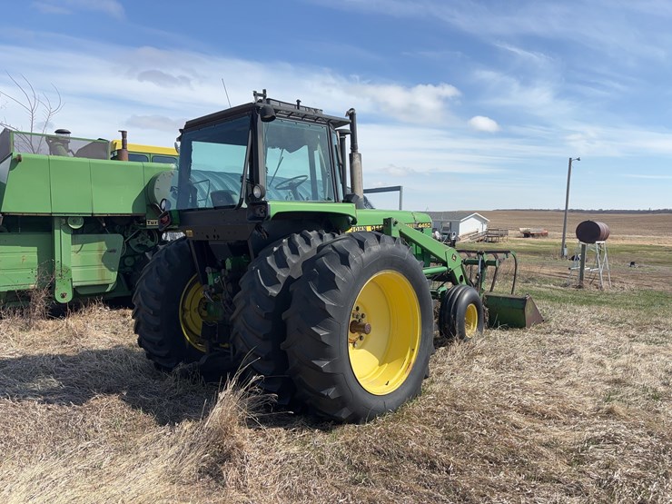john-deere-4455-image-3
