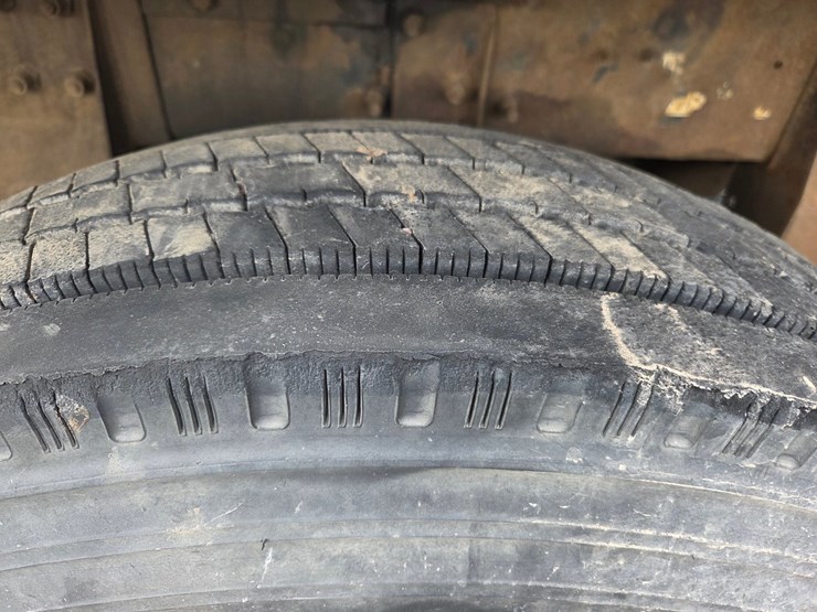 2006-massey-ferguson-8-image-86