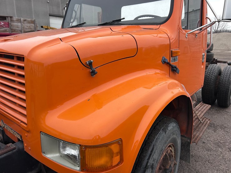 1992-international-4900-image-10