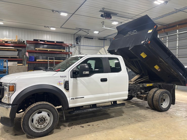 2022-ford-f550-sd-image-81