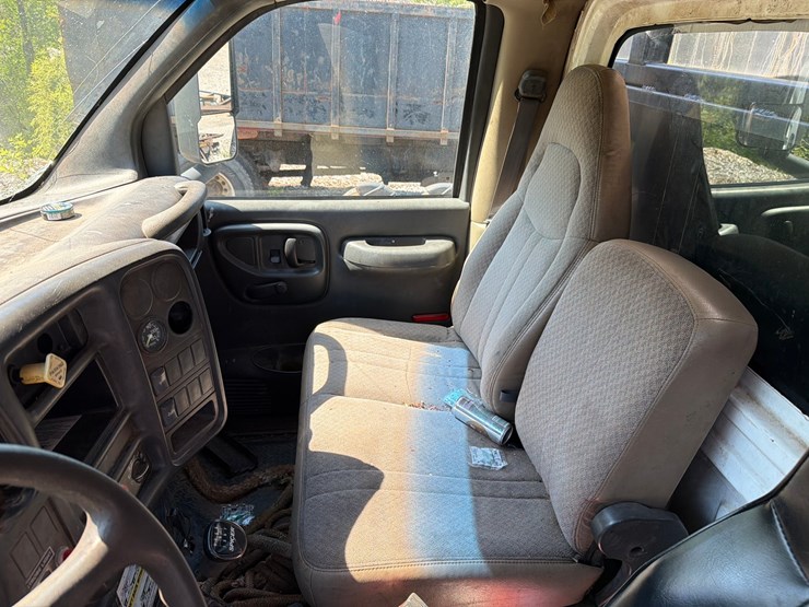 2003-caterpillar-c7-image-36