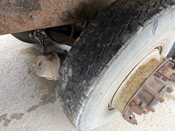 mack-dm688s-image-57