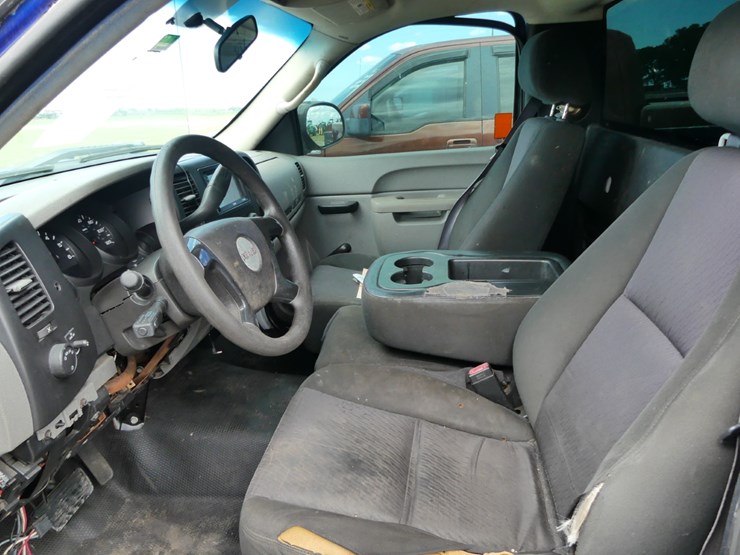 2011-gmc-1500-image-8