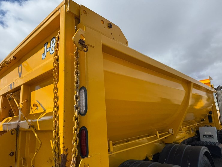 2009-international-workstar-7500-image-33