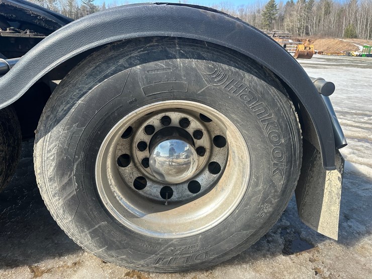 2017-international-lt-image-82