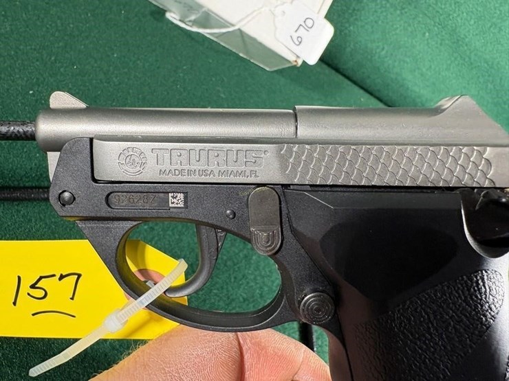 taurus-pt-22-22lr-pistol-image-6