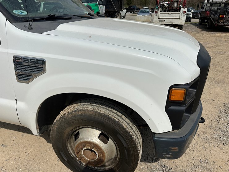 2008-ford-f350-image-17