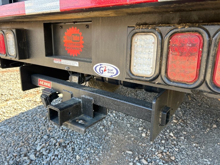 2012-ford-f550-image-21