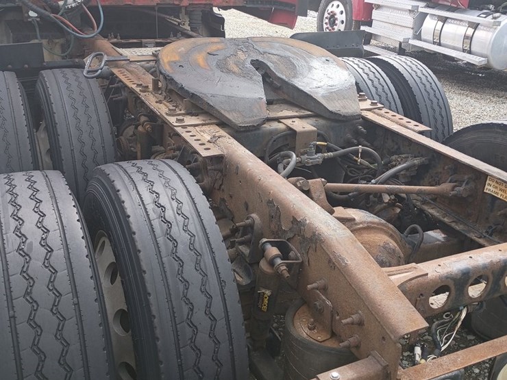 2012-international-prostar-image-21