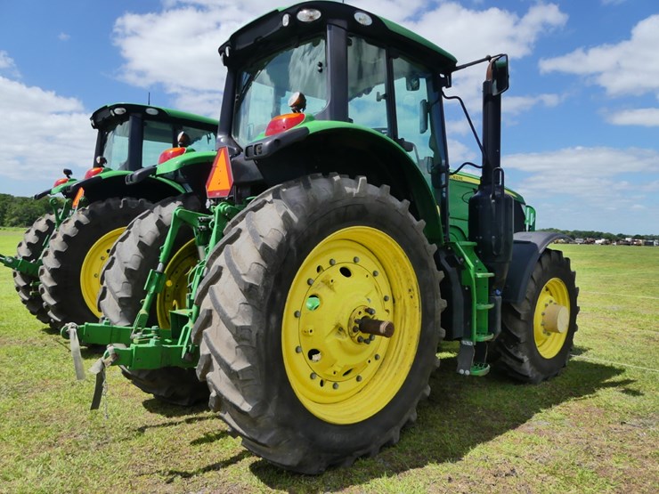 2022-john-deere-6175m-image-3