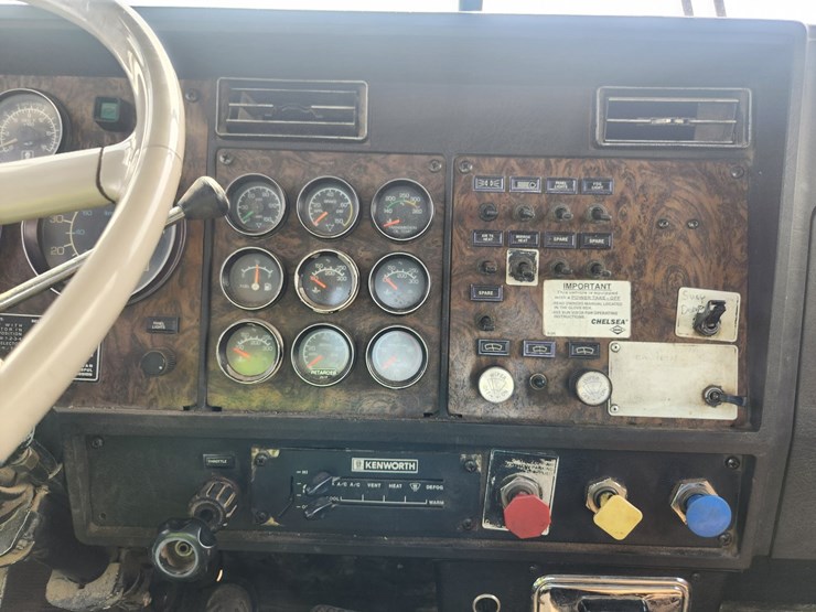 1985-kenworth-w900-image-48