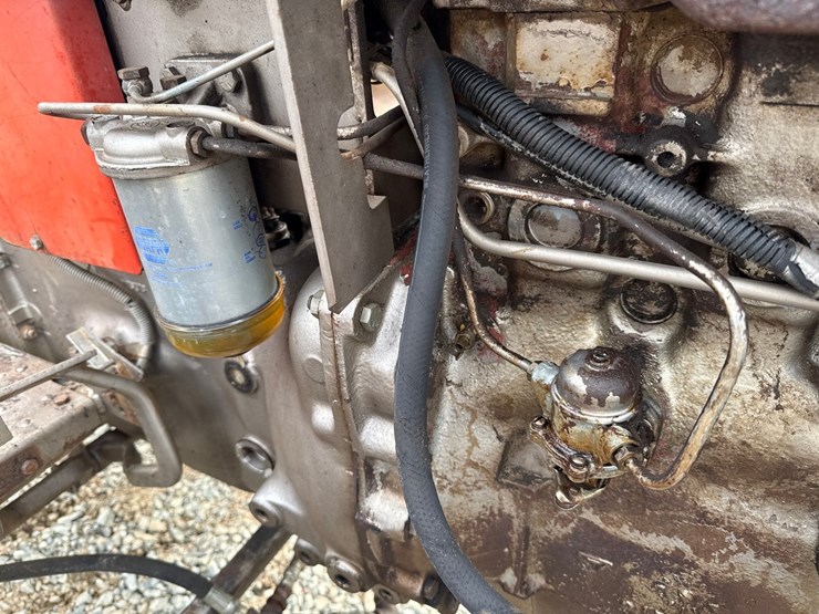 massey-ferguson-265-image-35