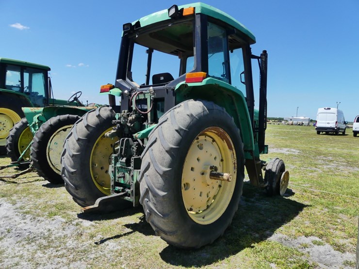 john-deere-6400-image-3