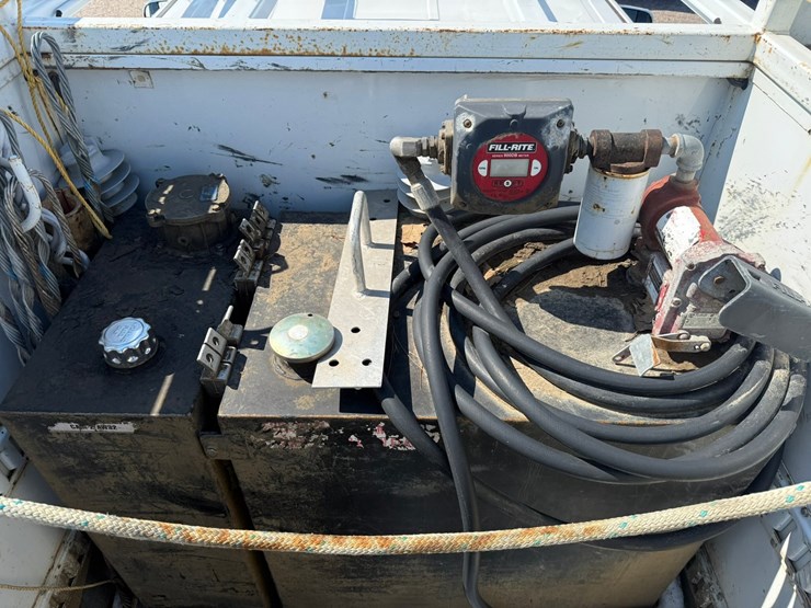 #2049-•-2015-ram-5500-heavy-duty-service-truck-image-18