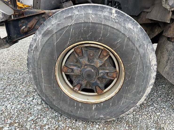 1999-mack-dm688s-image-79