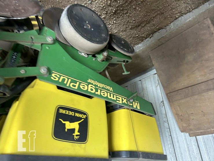 1998-john-deere-1750-image-29