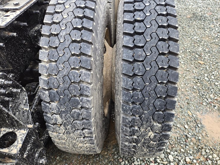 2019-international-hx620-image-87