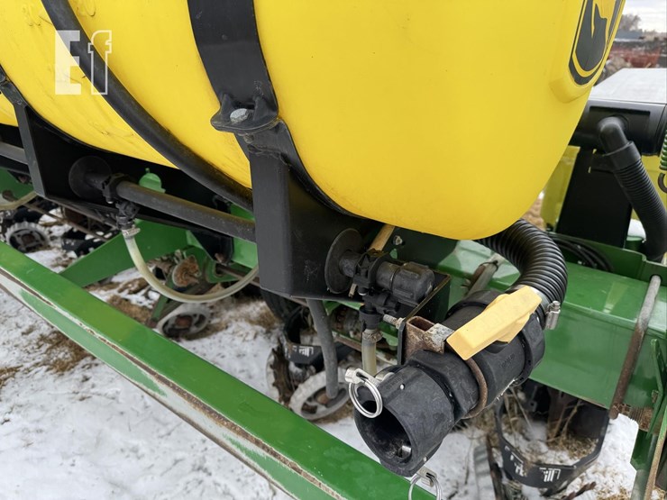 john-deere-1750-image-48
