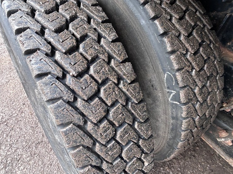 2003-international-7400-image-74