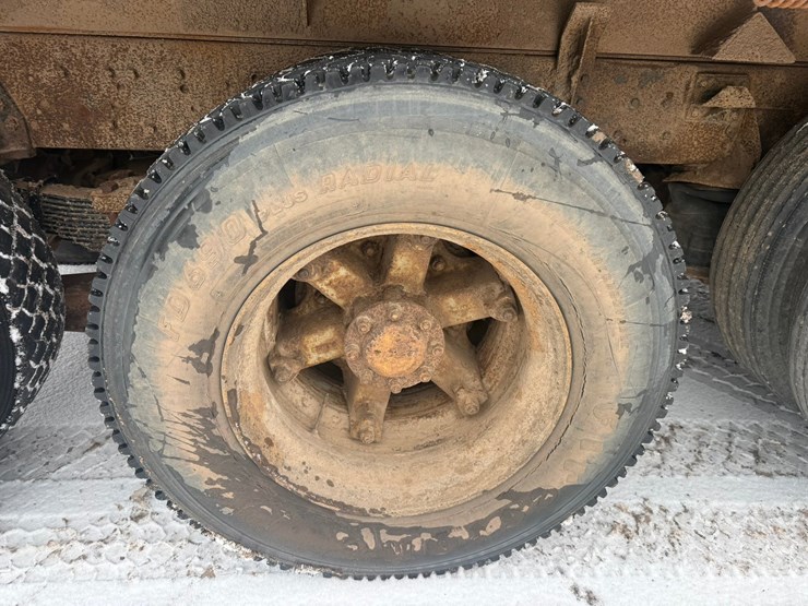 #1113-•-1990-ford-quad-axle-dump-truck-image-68