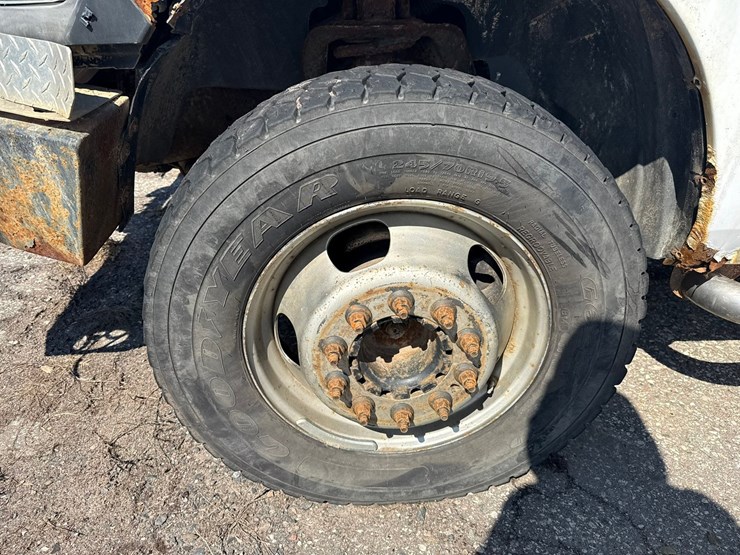 #1065-•-2013-ram-5500-heavy-duty-service-truck-image-44