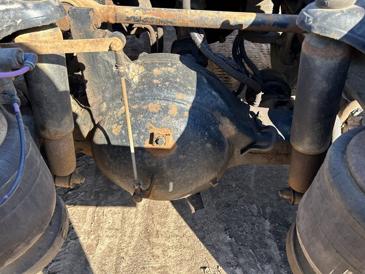 2005-peterbilt-379-image-20