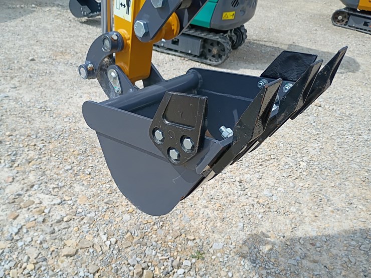 #24174-•-2025-agt-mx20r-mini-excavator-image-18