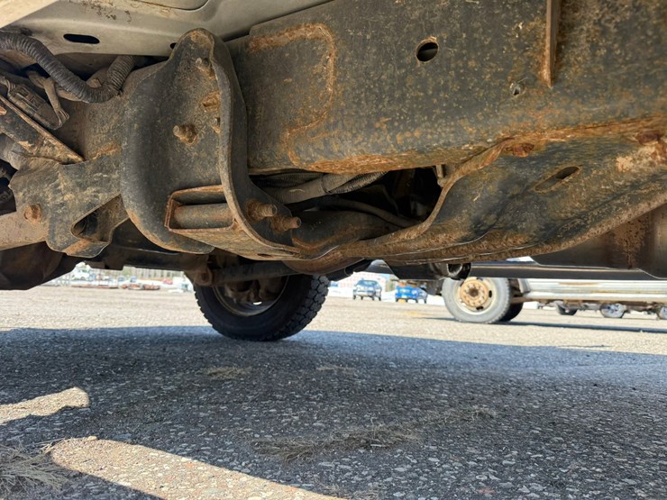 #1060-•-2015-ram-5500-heavy-duty-service-truck-image-42