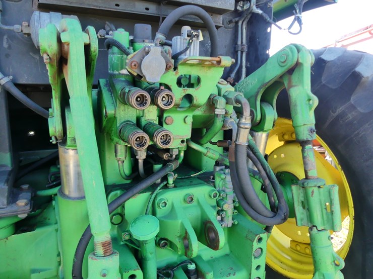 john-deere-6405-image-6