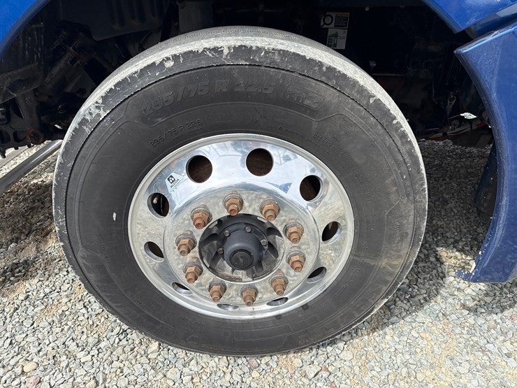 2019-kenworth-t680-image-75