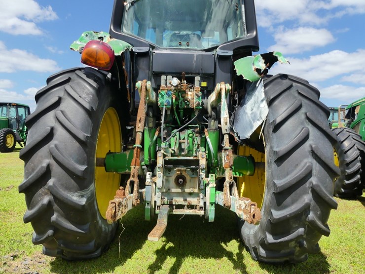 2016-john-deere-6155m-image-5