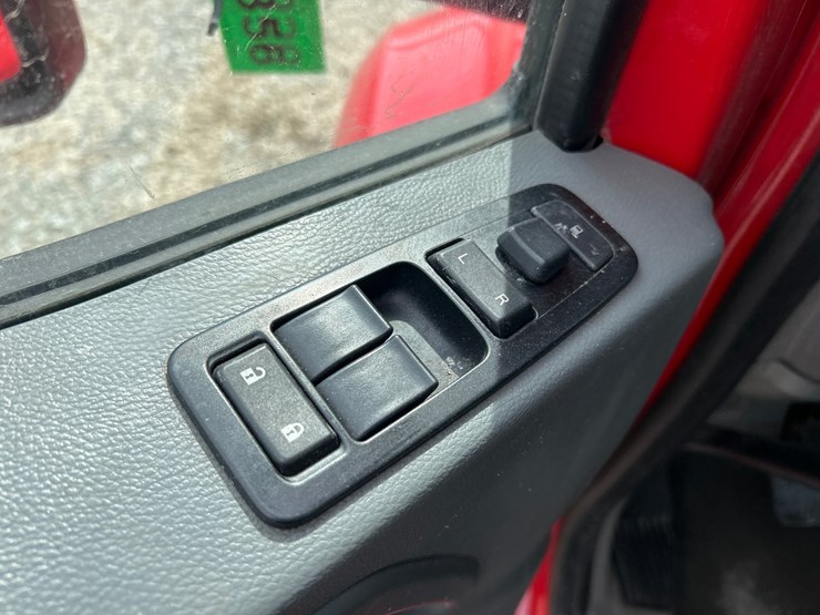 2015-kenworth-t680-image-63