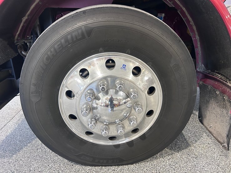 2007-peterbilt-379-image-146