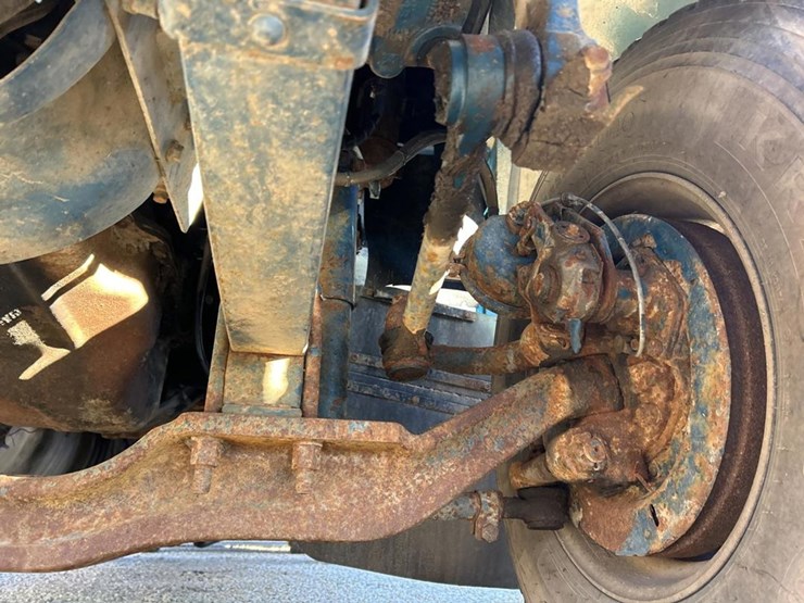 2001-mack-ch613-image-62