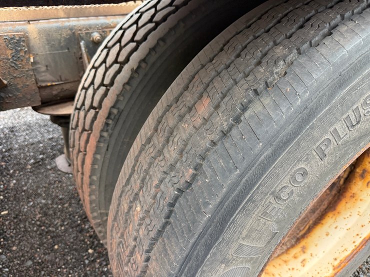 1996-mack-ch613-image-74