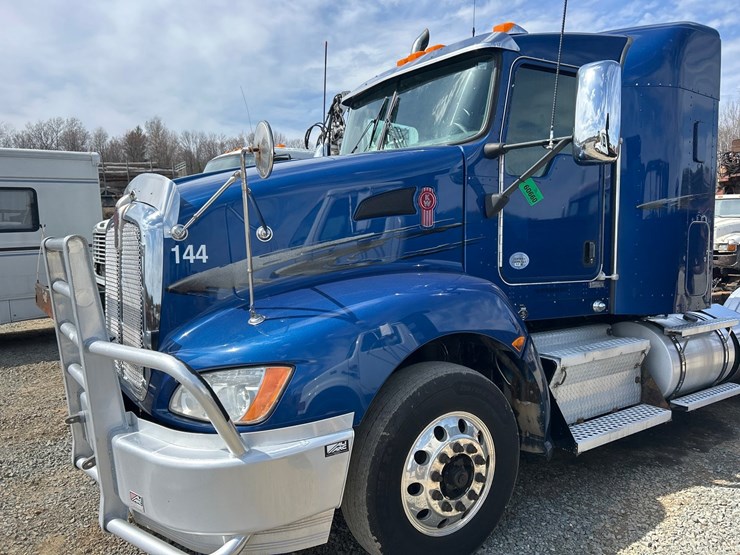 2017-kenworth-t660-image-12