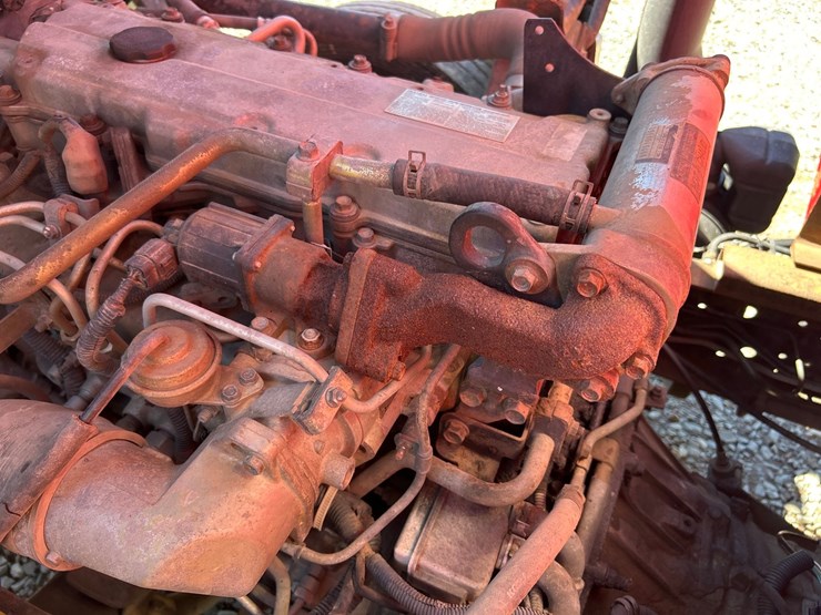 2005-isuzu-nqr-image-36