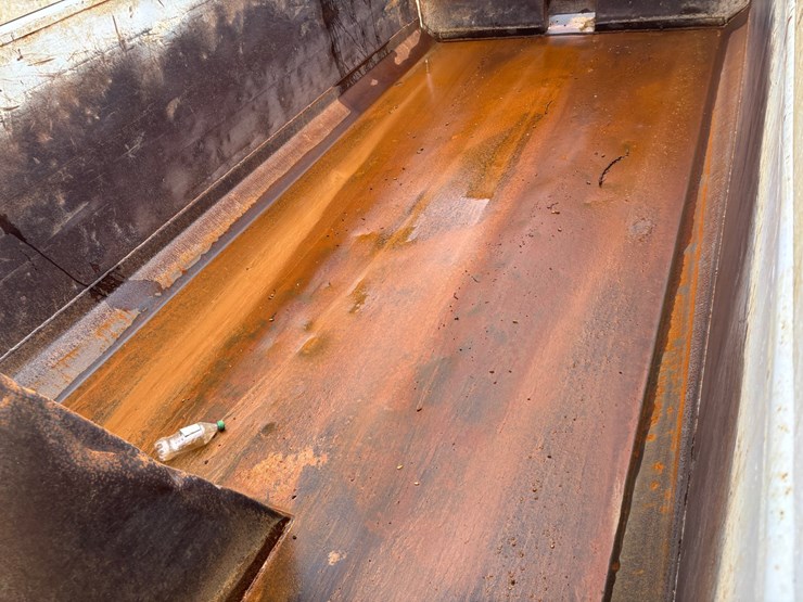 1997-ford-lt8000-image-62