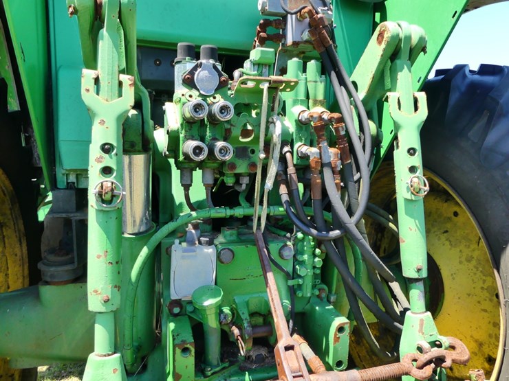 john-deere-7420-image-6