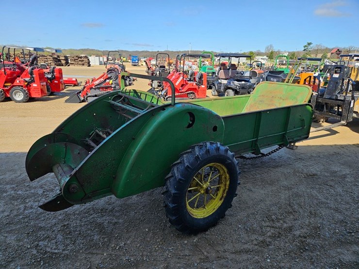 john-deere-7-image-5