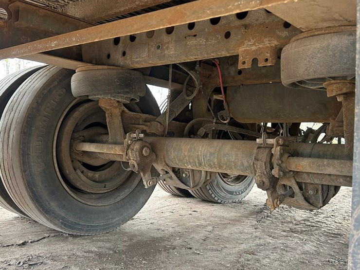 2000-wilkens-walking-floor-image-29