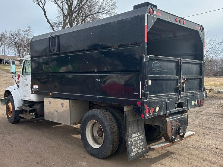 1996-international-4700-image-2